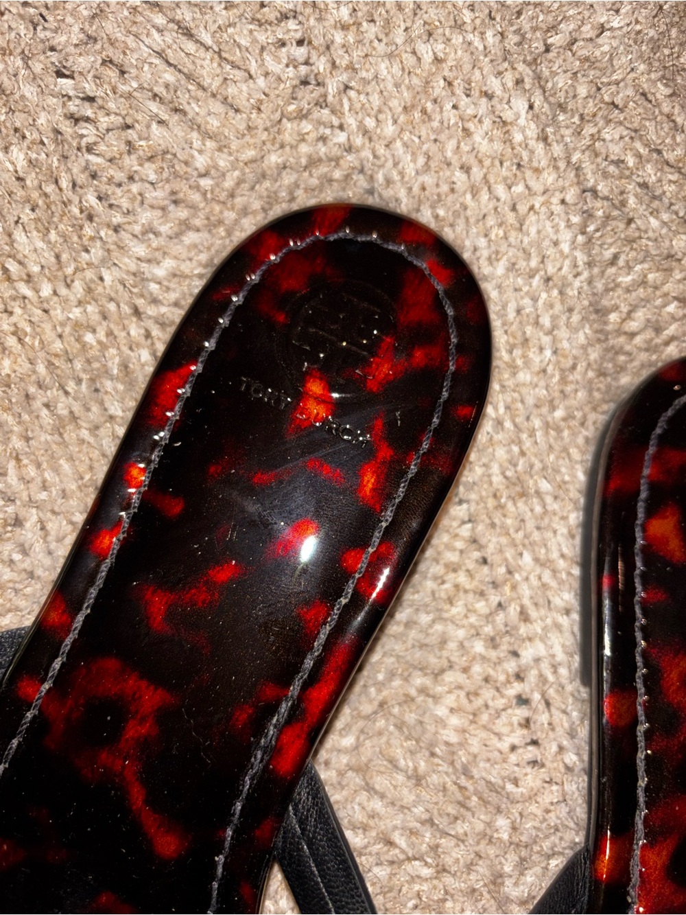 Tory Burch Tortoise Shell Patent Logo Thong Sandals Women’s Size 13 - Picture 3 of 7